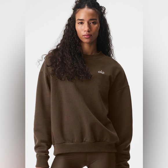 ALO Yoga Accolade Crew Neck Pullover sweatshirt, Unisex size small in espresso - Picture 2 of 6